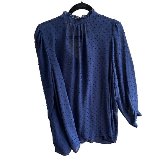 Torrid 2( 2X) Woman's Blue Long Sleeve Blouse Button Front rn# 148862 - Picture 2 of 11